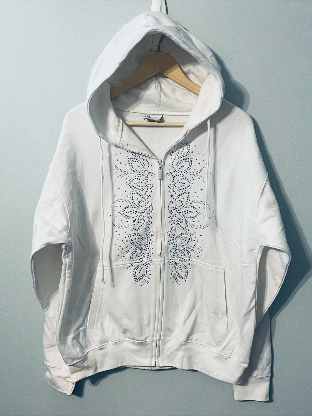 Rhinestone Embellished Full Zip Hoodie Women’s XL White Sweatshirt NWOT